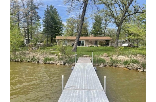 125 Golden Dr, Briggsville, WI 53920