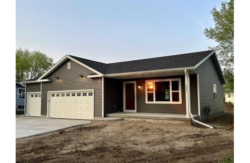 323 Meadow Lane, Mazomanie, WI 53560