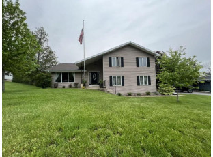 183 Green Hill Circle Milton, WI 53563