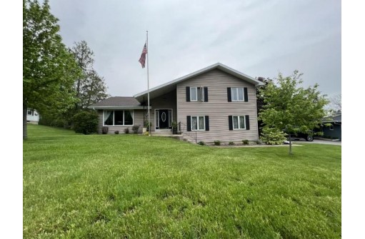 183 Green Hill Circle, Milton, WI 53563