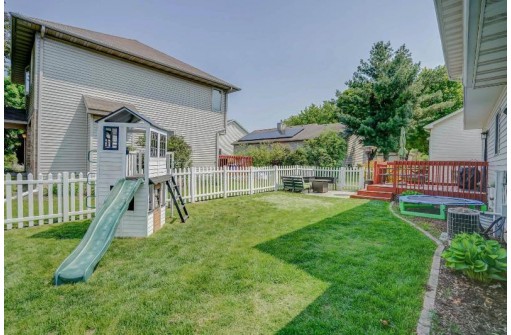 6449 Pizarro Circle, Madison, WI 53719