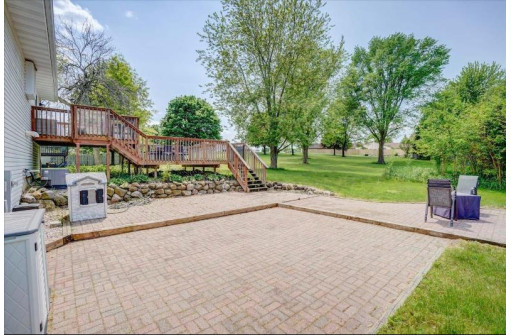 1203 Tifwood Drive, Jefferson, WI 53549