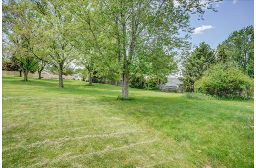 1203 Tifwood Drive, Jefferson, WI 53549