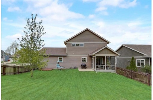 9333 Cobalt Street, Middleton, WI 53562