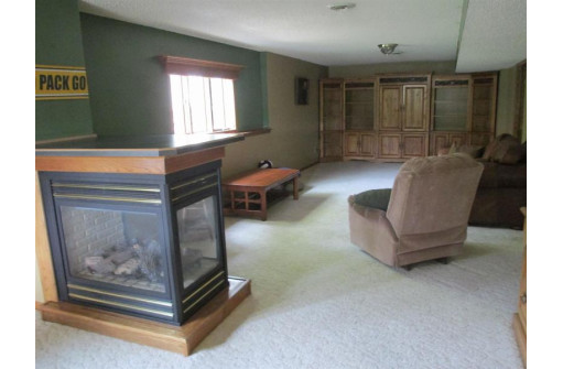 836 Sequoia Circle, Baraboo, WI 53913