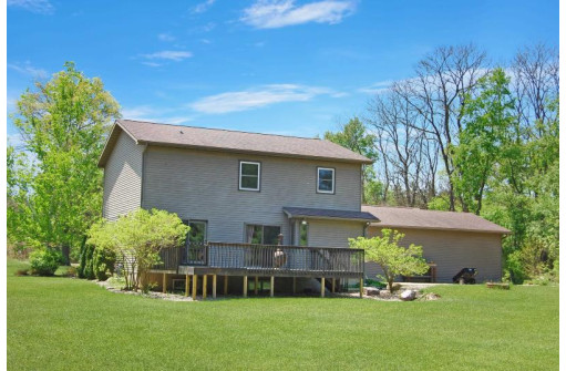 200 W Kingsbury Drive, Necedah, WI 54646