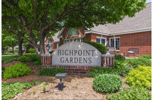 861 N High Point Road, Madison, WI 53717