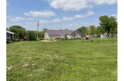 1139 Rock Road, Platteville, WI 53818