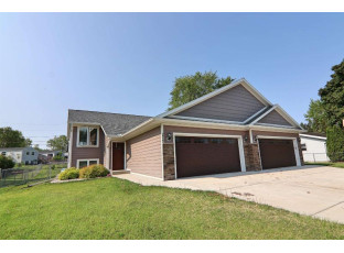 2721-2723 Kellogg Avenue Janesville, WI 53546