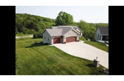 N6819 Canter Court, Lake Mills, WI 53551