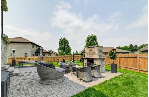 1308 Heritage Lane, Sun Prairie, WI 53590