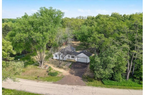 W5702 Gorman Rd, Rio, WI 53960