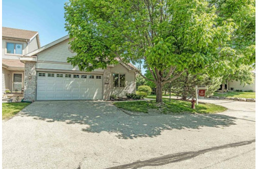 5642 Ambrosia Terrace, McFarland, WI 53558