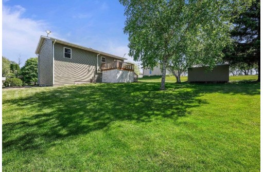 506 Ty Trail, Barneveld, WI 53507