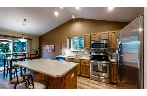 6242 Adobe Way, Madison, WI 53719