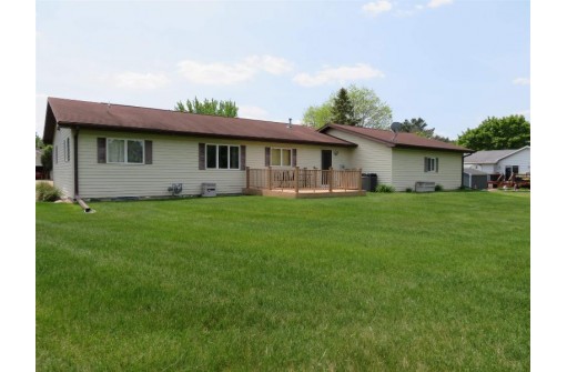 1595 Canterbury Drive, Reedsburg, WI 53959