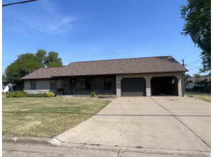 1001 E Brunson Prairie Du Chien, WI 53821