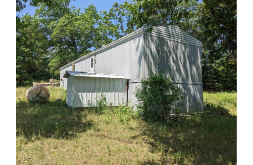 N3370 4th Lane, Oxford, WI 53952