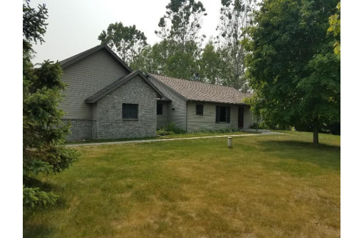 W10725 County Road X, Portage, WI 53901