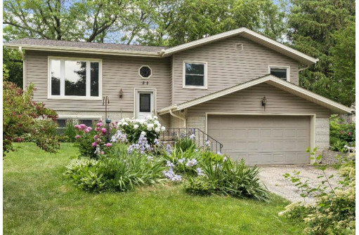 22 Dolores Court, Madison, WI 53716