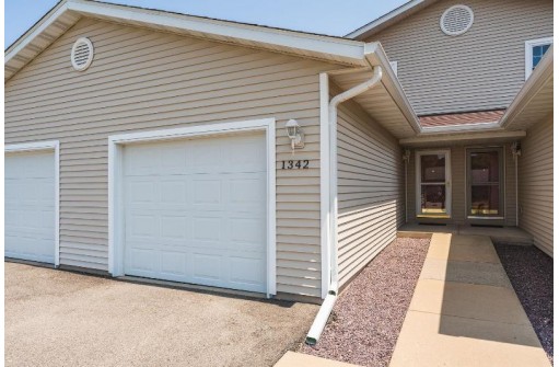 1342 Silver Drive, Baraboo, WI 53913