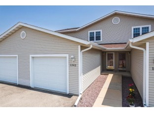 1342 Silver Drive Baraboo, WI 53913