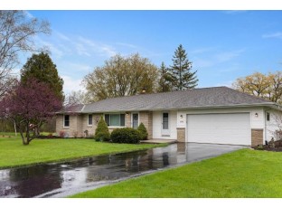 10302 N Sunnycrest Drive Drive Mequon, WI 53092