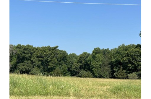 72.01 AC Barry Road, Pardeeville, WI 53954