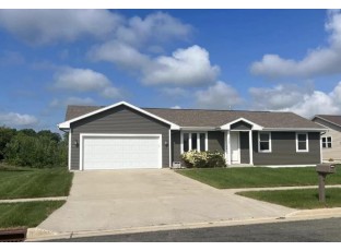 1328 Savannah Woods Drive Edgerton, WI 53534