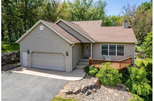 E14438 Baltic Avenue, Merrimac, WI 53561