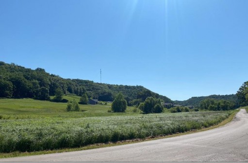 24800 Morris Valley Road, Richland Center, WI 53581