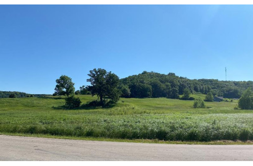 24800 Morris Valley Road, Richland Center, WI 53581