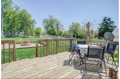 5780 Parkview Road, Sun Prairie, WI 53590