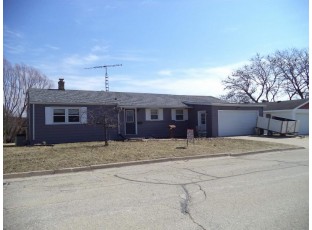 1221 Arthur Street Darlington, WI 53530