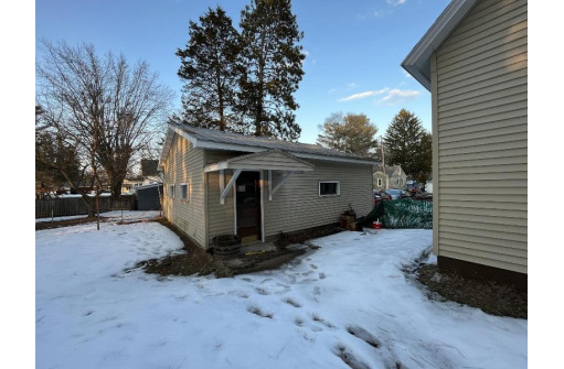 320 S Walker Street, Wautoma, WI 54982