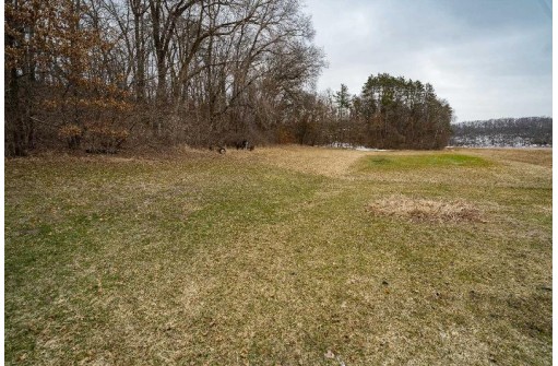 N4254 County Road H, Elroy, WI 53929