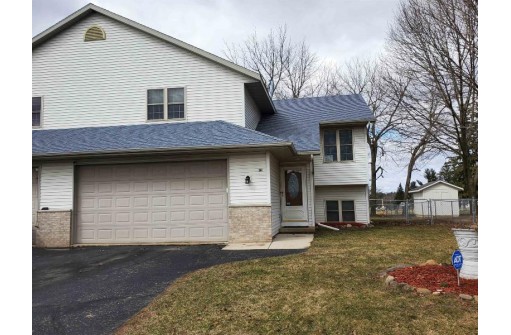 541 Ronald Lee Circle, Rio, WI 53960