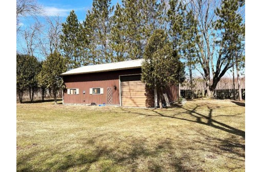 W10892 Blackhawk Trail, Fox Lake, WI 53933