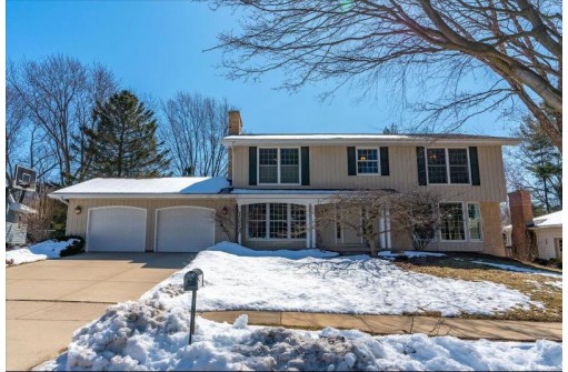 409 Bryce Canyon Circle, Madison, WI 53705