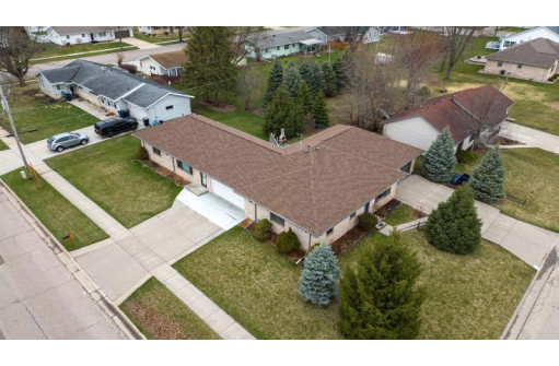 2517 Black Bridge Road, Janesville, WI 53545