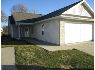 609 Springbrook Circle DeForest, WI 53532