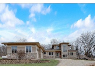 W8889 Stoney Brook Road Waterloo, WI 53594