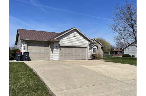 1615 Zick Drive, Beloit, WI 53511