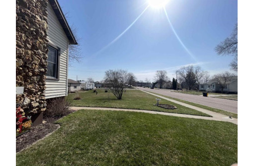 809 Prairie Street, Mauston, WI 53948