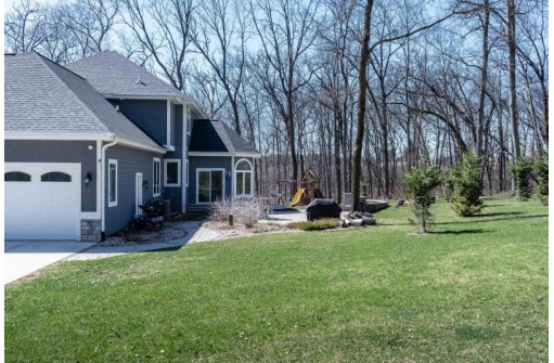 7648 Watch Hill Court, Verona, WI 53593