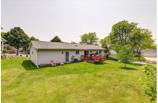 2 Taunton Circle, Madison, WI 53719-1587