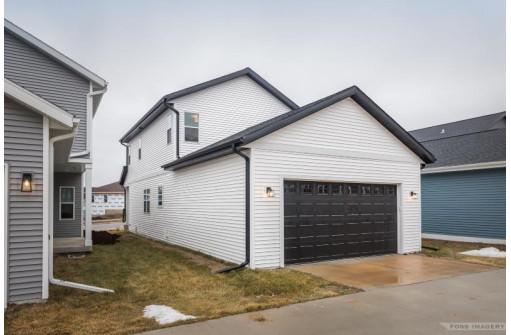 2718 Bomani Drive, Sun Prairie, WI 53590