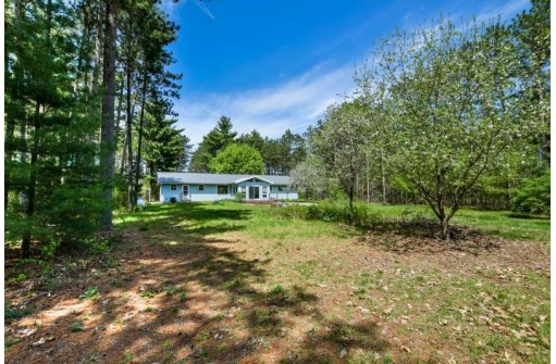 E2827 Kennedy Road, Lone Rock, WI 53556