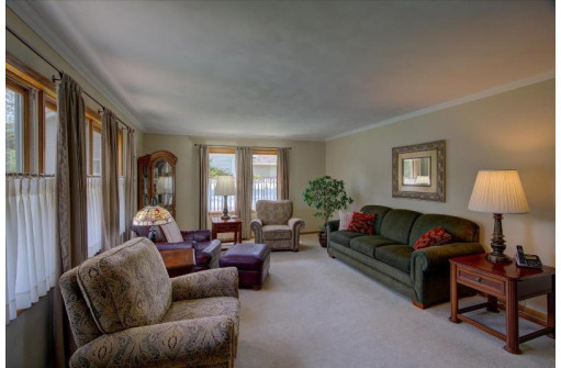 1831 Wallinford Drive, Sun Prairie, WI 53590