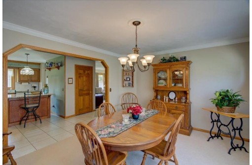 1831 Wallinford Drive, Sun Prairie, WI 53590